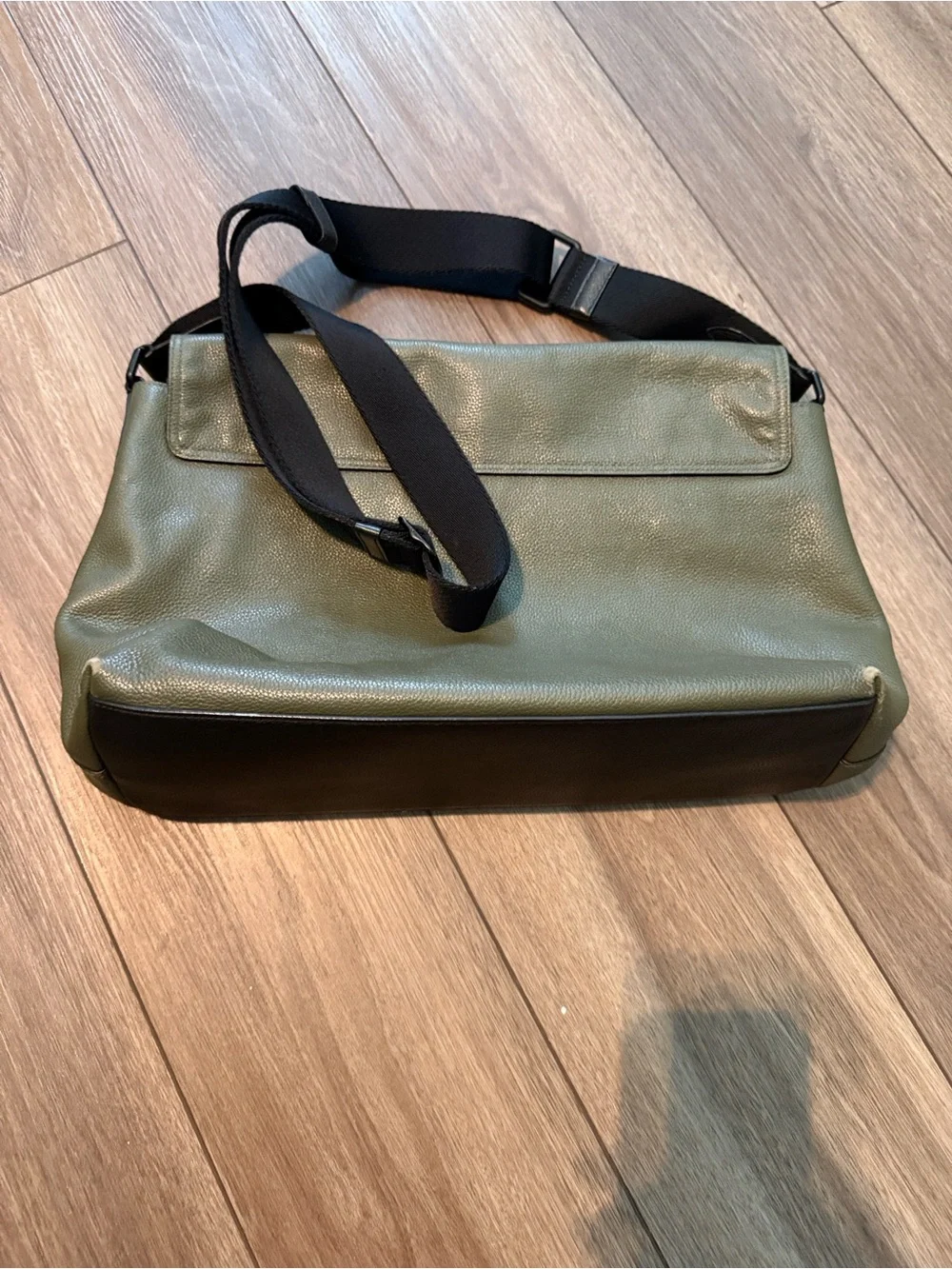 Coach classic leather